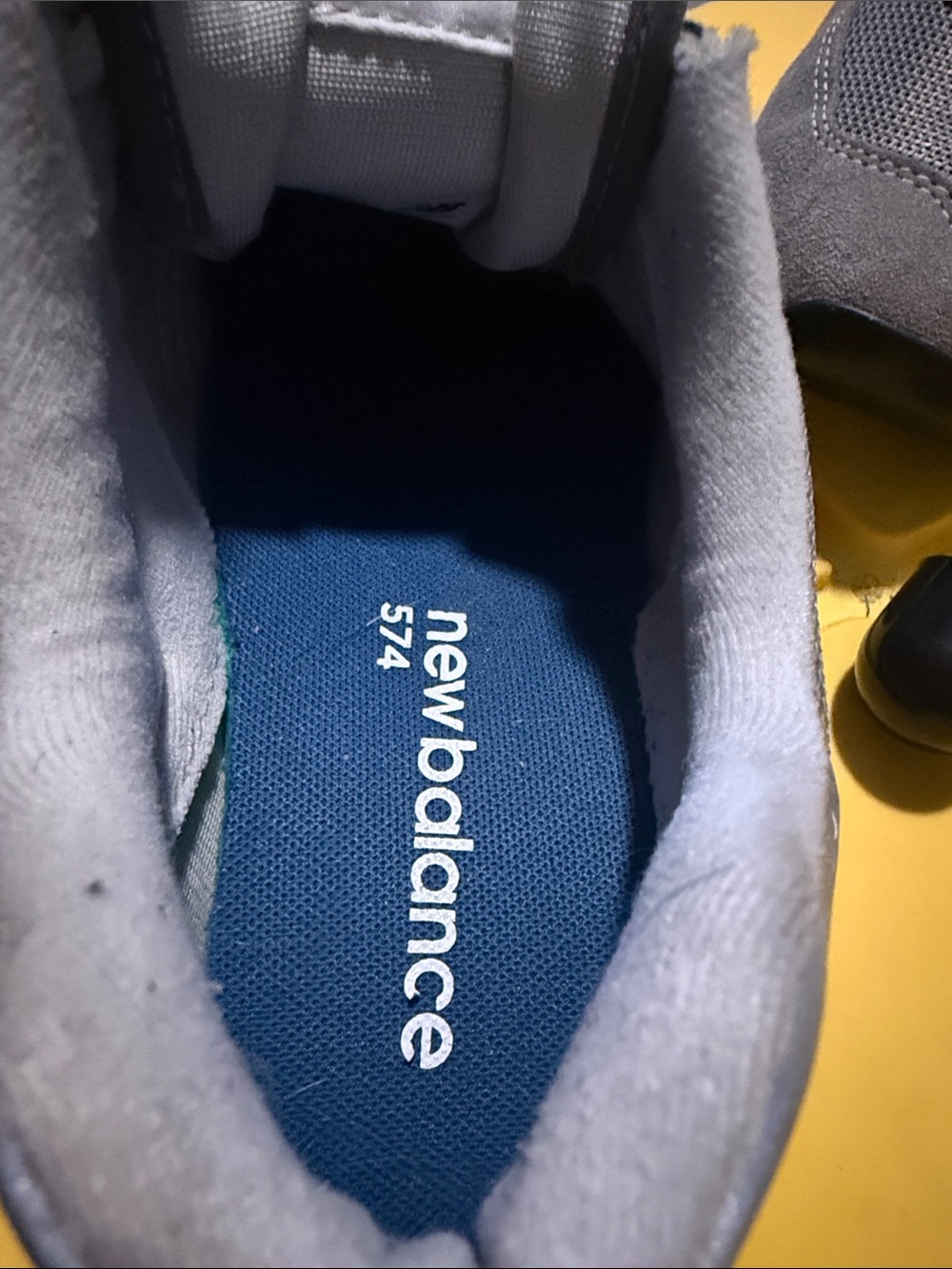 New Balance Women's 574 Gray Suede & Mesh Sneakers. Like new - Picture 7 of 7